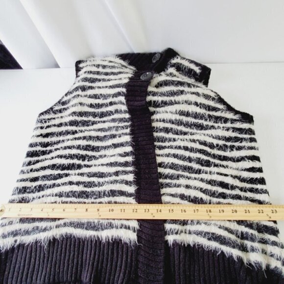 Chico's Wool Mohair Blend Knit Vest Size 3 (XL/16) Sleeveless Sweater Cardigan - Picture 6 of 11